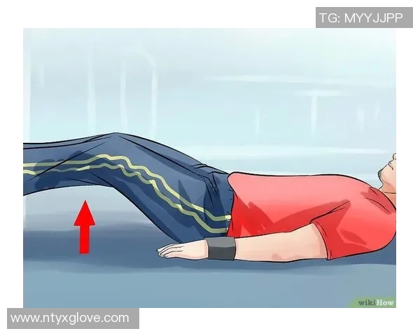 日本足球明星腹肌魅力大揭秘运动员健身秘诀与饮食分享 日本足球明星腹肌魅力大揭秘运动员健身秘诀与饮食分享