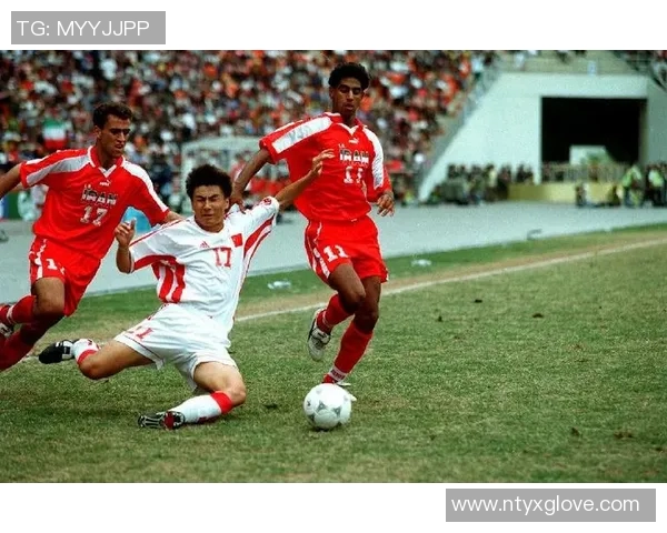 西安足球队转型之路的挑战与机遇全景分析 西安足球队转型之路的挑战与机遇全景分析