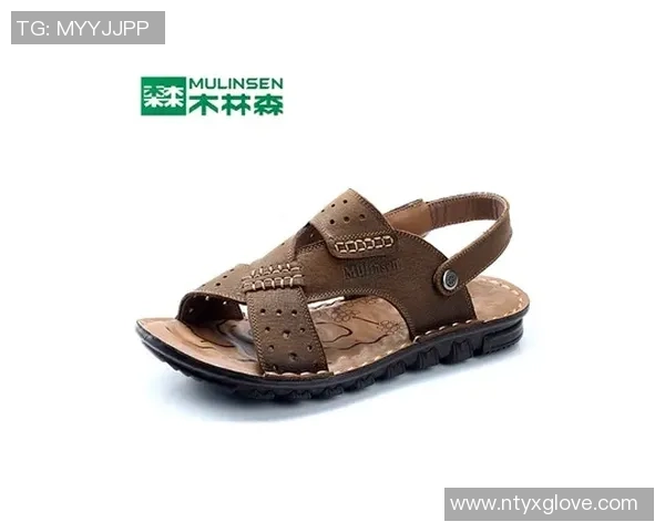 男童足球明星包头凉鞋时尚舒适运动风潮流搭配推荐