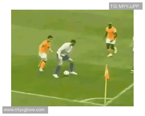 足球明星经典瞬间搞笑回顾让你捧腹大笑的场面合集 足球明星经典瞬间搞笑回顾让你捧腹大笑的场面合集